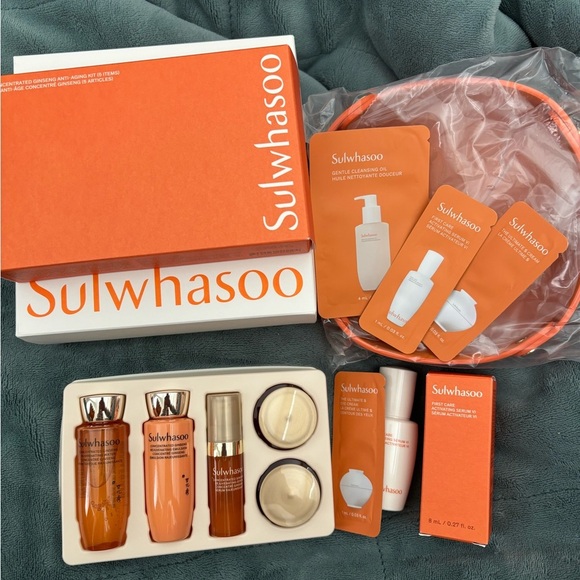 sulwhasoo Other - Sulwhasoo Skincare Set in Orange and White
